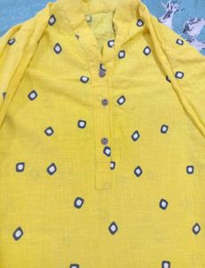 Bandhani Straight Kurti