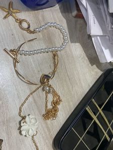 Good Looking Bracelet
