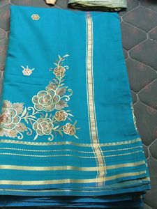 Saree Without Blouse