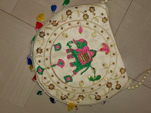 Sling Bag Traditional