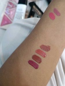 4 Lipstick Combo