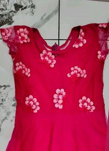 💗Cute Pink Flower gown 💗🎀