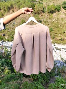 Beige Top With Loose Fit Sleeves