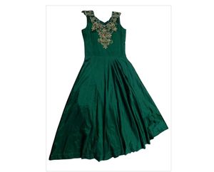 Very Beautiful 💚 Gown Like Wedding