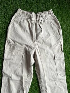 H&M Beige Cargo Pant
