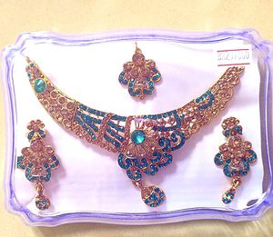 BEAUTIFUL NECKLACE SET