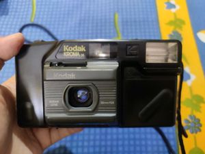 Kodak Kroma 35 Film Camera - Vintage!