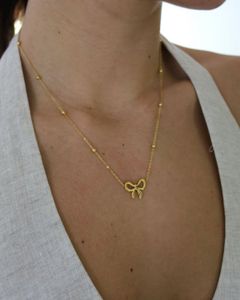 Pretty bow