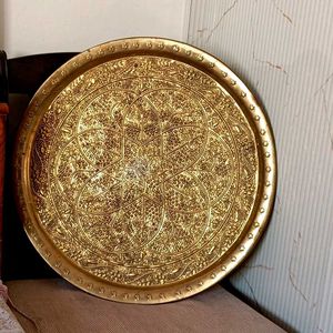 ANTIQUE BRASS PLATTER OR PLATE 1920s