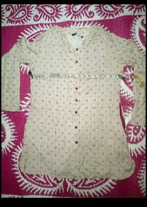 Shrug Type Top