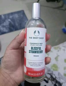 *sale*The Body Shop Strawberry Mist
