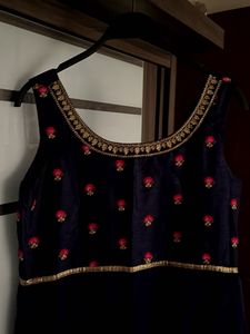 Elegant Navy Blue Ethnic Gown