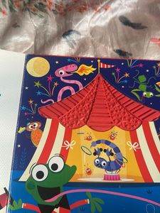 Childrens board book( Never touch a snake)🐍