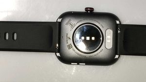 Fastrack Fitness Smart Watch