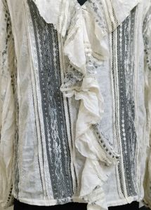 Plus Size Frilled Lace Top