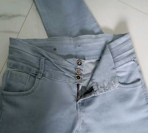 Stylish Light Blue Skinny Jeans