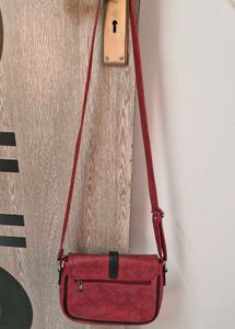 Leather Sling Bag🤩