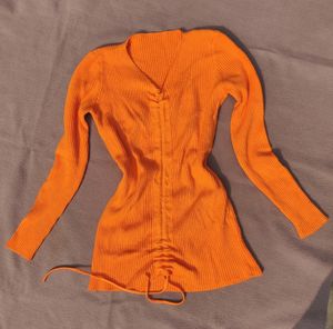 🧡 WINTER SALE🧡 Orange Ribbed Stretchable Sweater