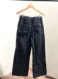 Zara Black Jeans Is Women
