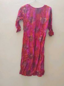 Red Kurtha For Frmal And Festival Looks