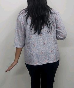 Korean Pretty Cute Top 🎀