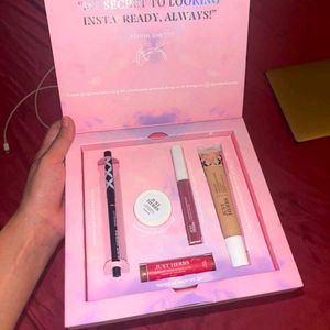 Just Herbs Makeup Essentials Glam Box