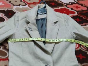 Elegant Cream Blazer