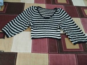Striped Cropped Knitted Top