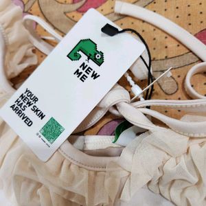 Cream Sweetheart Neckline Top