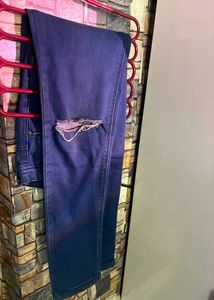 Forever 21 Branded ripped Jeans