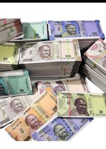 FAKE CURRENCIES FOR CHILDREN PLAYING