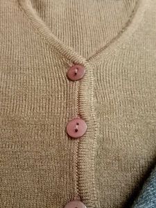 woollen blouse/Cardigan Comboh