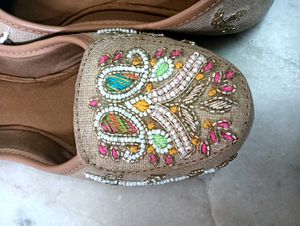 hand work Jutti