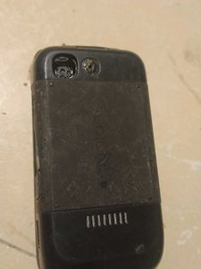 Vintage Nokia 5200 phone 📱