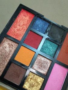 Hilaryrhoda Eye Shadow