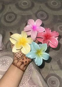 Cute Flower Hair Clips