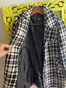 Chic Black &amp; White Checked Coat
