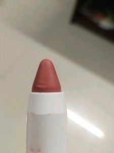 Maybelline Foundation And My Glamm Lipsticks