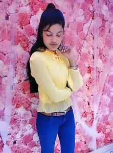 Stylish Women&#39;s Top