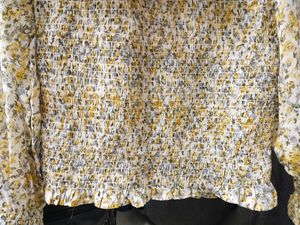 Off Shoulder Crop Leaves Top