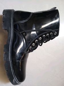 Black Boots