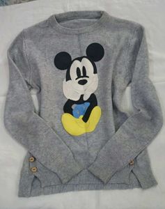 Grey sweatshirt 🌼❤️