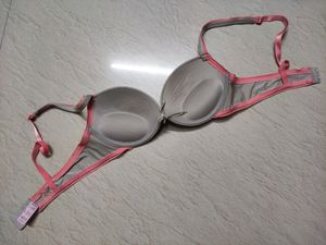 Unused New Bra 32B