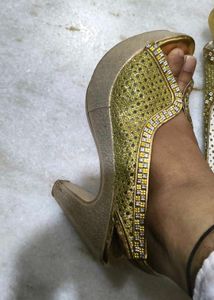 Bridal Heels 👠
