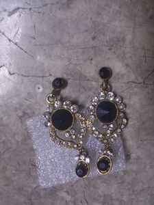 Elegant Black Stone Drop Earrings