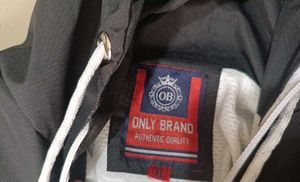 Stylish Two-Tone Hooded Jacket, XL size