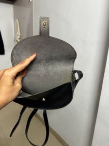 Sling Bag