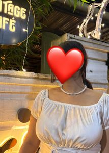 Stylish royal crop top