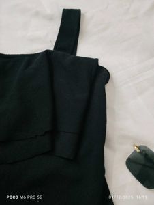 Black Cocktail Mini Dress 🖤 (stretchable)