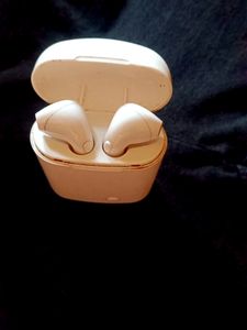 Dummy Airbuds